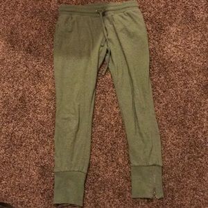 LA hearts sweats/joggers